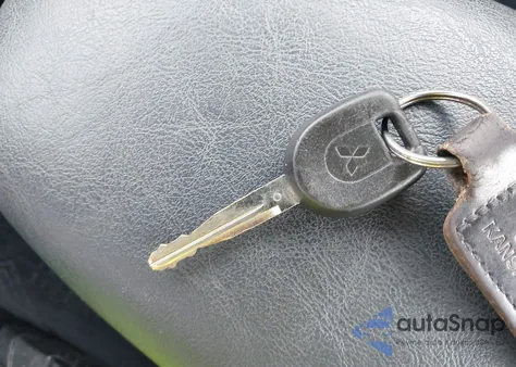 2000 Mitsubishi Eclipse Gt z USA, uszkodzony, nr VIN 4A3AC84L5YE103909